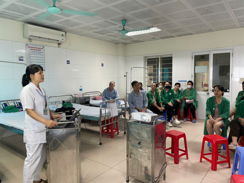 TRUYỀN THÔNG GIÁO DỤC SỨC KHỎE TẠI KHOA NGOẠI TỔNG HỢP: CUNG CẤP KIẾN THỨC THIẾT THỰC, ĐỒNG HÀNH CÙNG NGƯỜI BỆNH